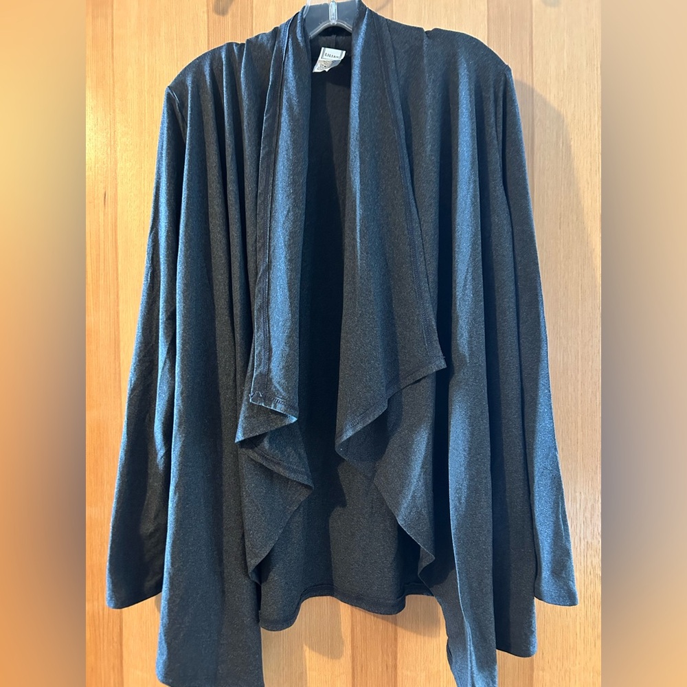 Heathered Gray Long Sleeved Cardigan by Lilian.